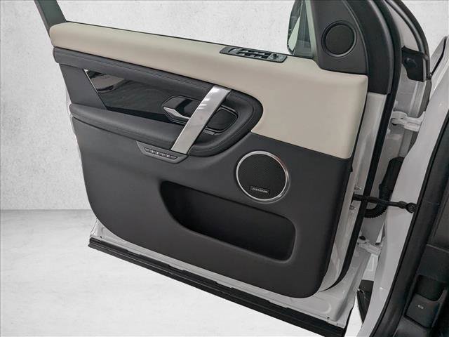 New 2025 Land Rover Discovery Sport S image 11