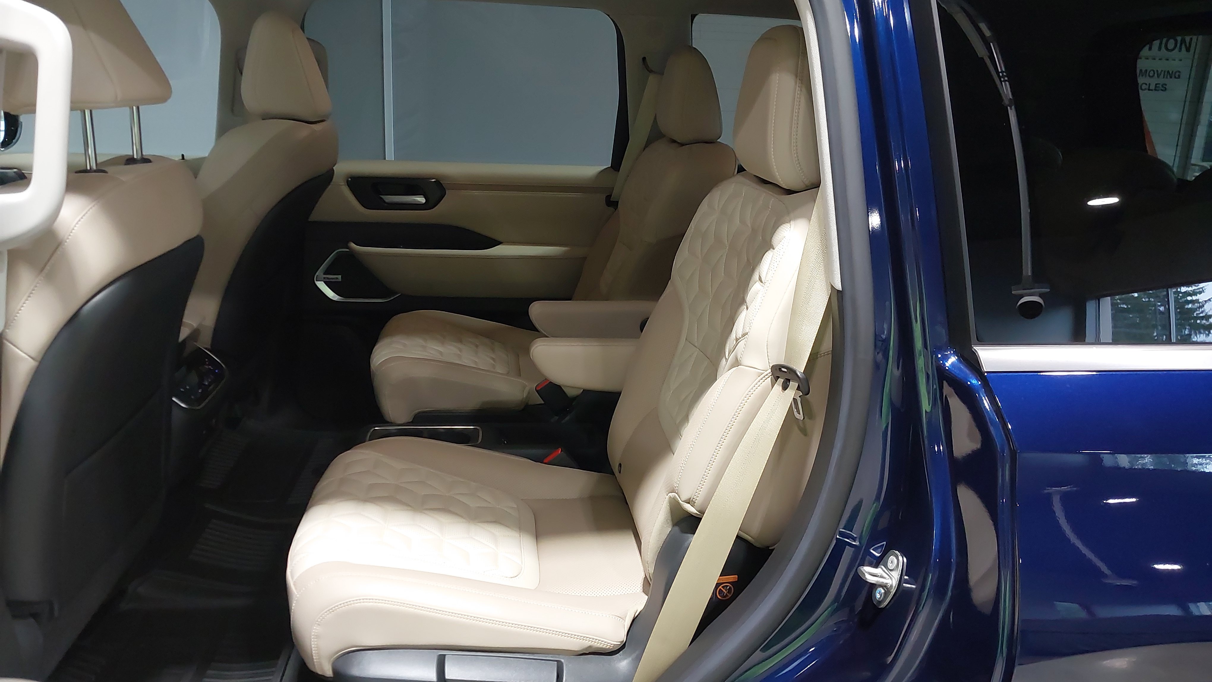 New 2025 Nissan Armada Platinum Reserve AWD/4WD image 21
