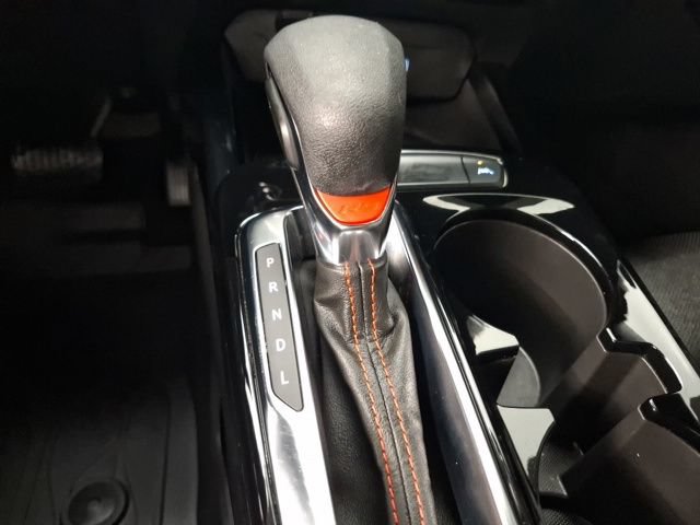 Used 2025 Chevrolet Trax RS w/ Sunroof Package FWD image 32