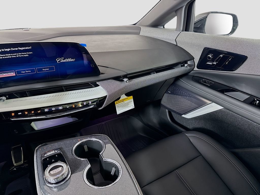 New 2026 Cadillac Optiq Luxury 1 image 25