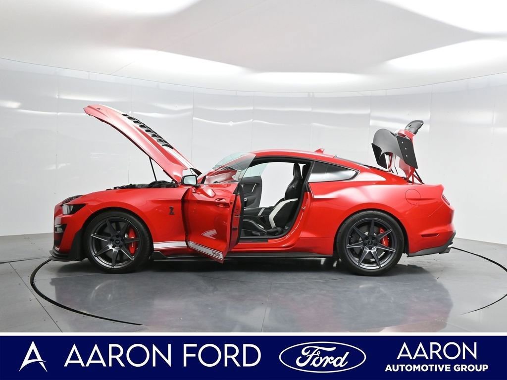Used 2020 Ford Mustang Shelby GT500 w/ Technology Package image 4