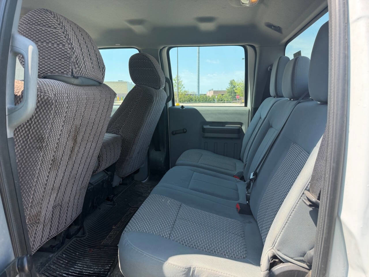 Used 2012 Ford F250 XL w/ Camper Pkg image 8