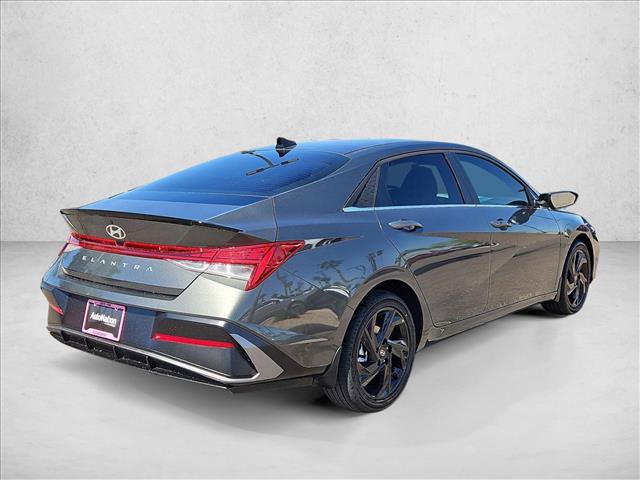 New 2026 Hyundai Elantra SEL Sport Premium image 2