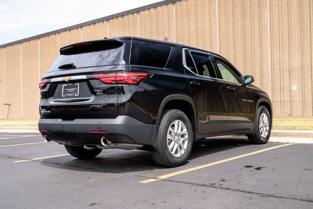 Certified 2024 Chevrolet Traverse LS AWD/4WD image 9