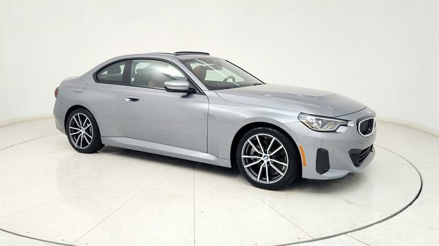 Used 2025 BMW 230i Coupe RWD image 1