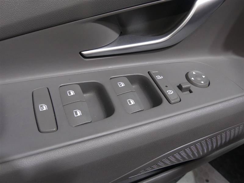 Used 2022 Hyundai Elantra SEL w/ Convenience + Premium Package FWD image 20