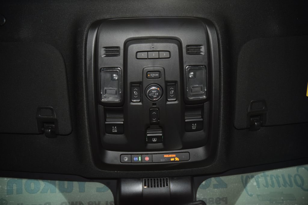 Used 2024 GMC Yukon XL Denali AWD/4WD image 53