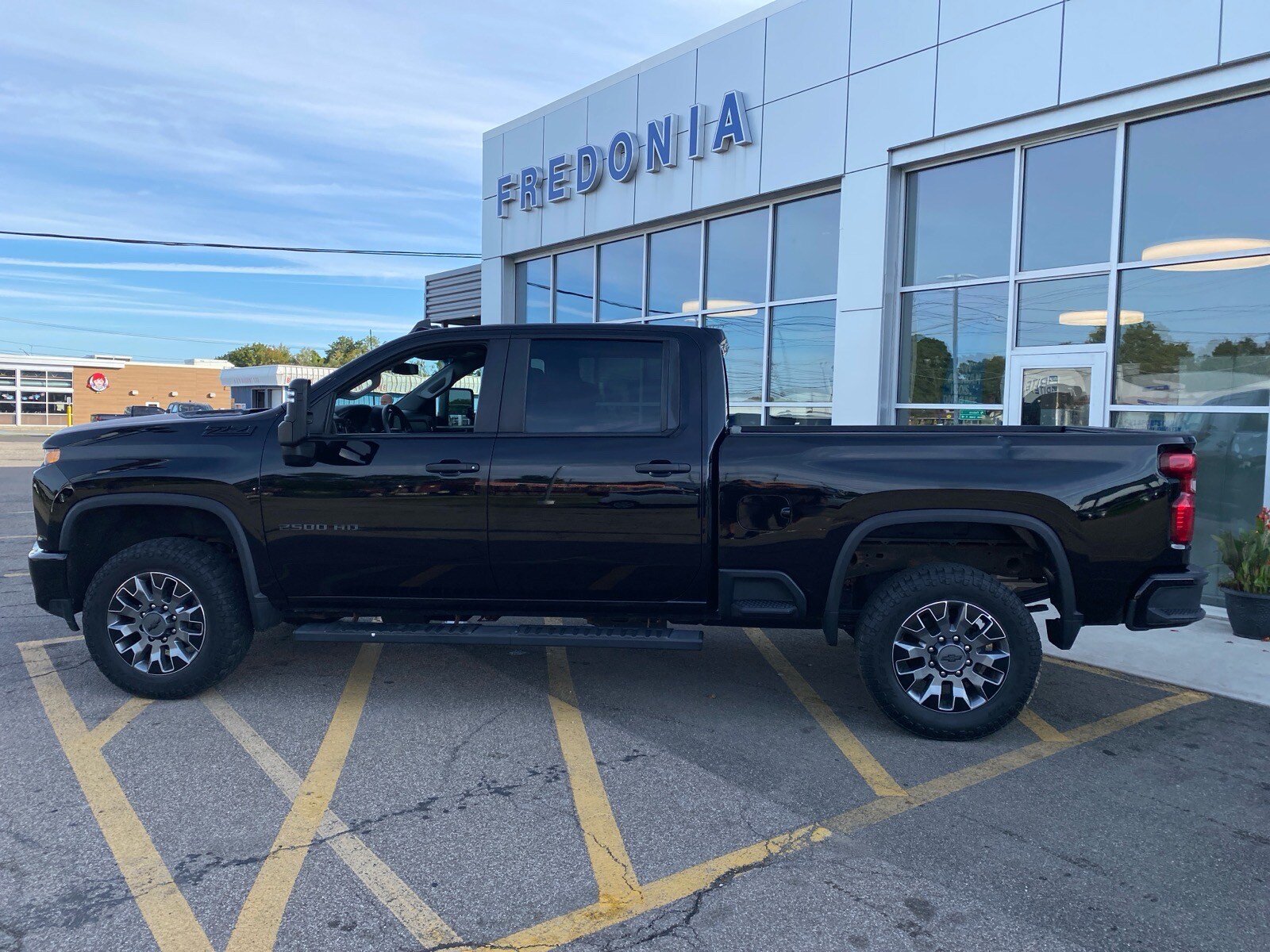 Used 2023 Chevrolet Silverado 2500 Custom w/ Custom Value Package AWD/4WD image 3