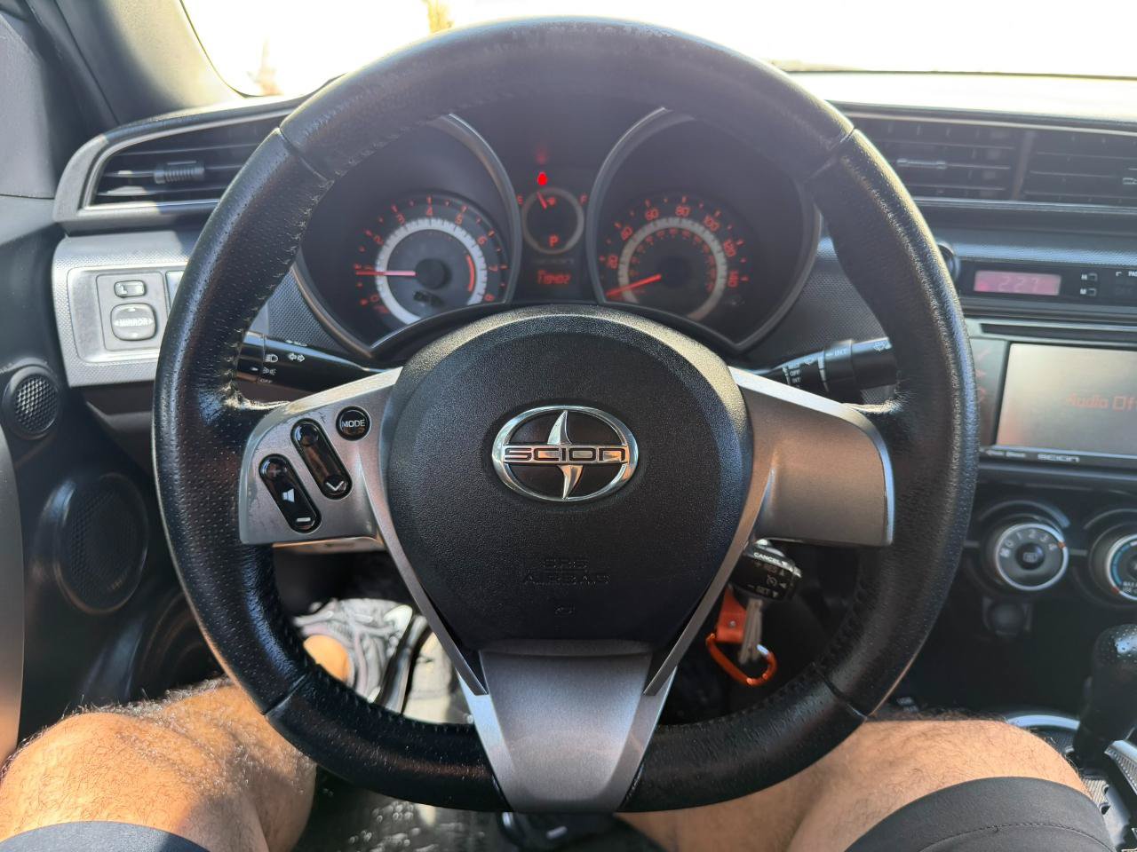 Used 2013 Scion tC FWD image 25