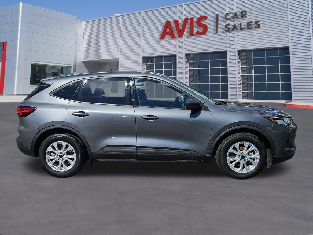 Used 2025 Ford Escape Active FWD image 5