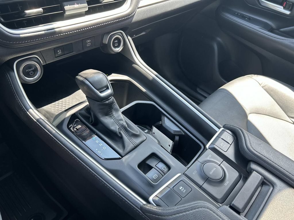 Used 2024 Toyota Grand Highlander AWD Hybrid image 36