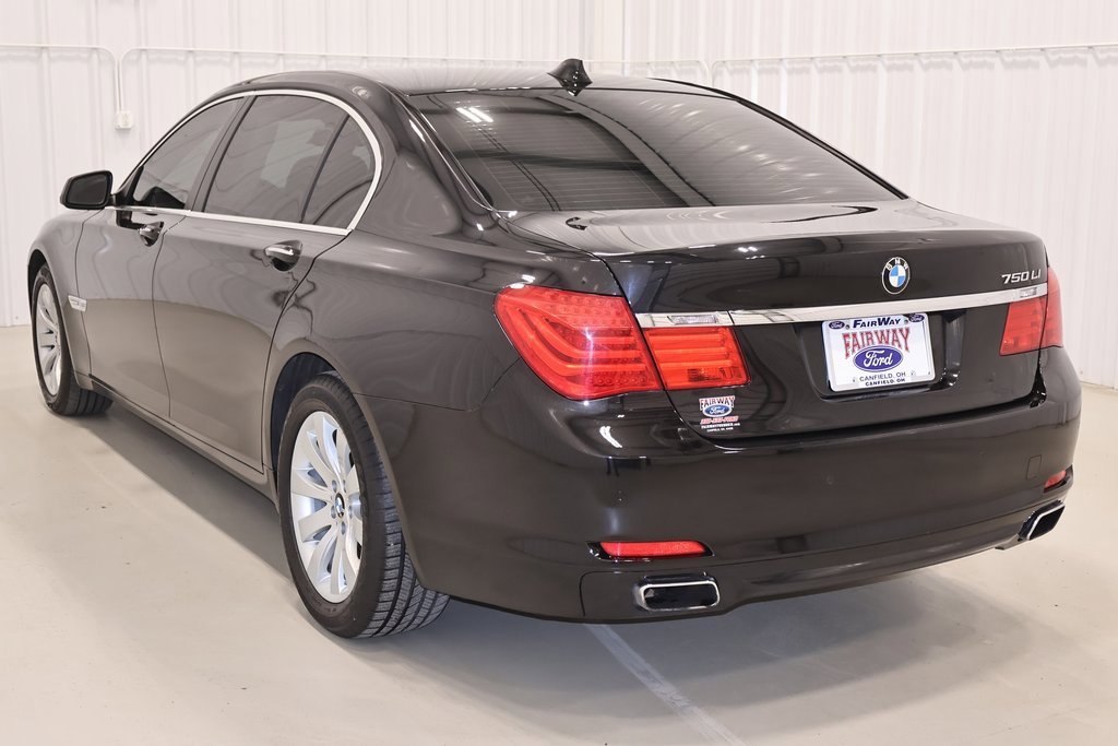 Used 2011 BMW 750Li xDrive image 7