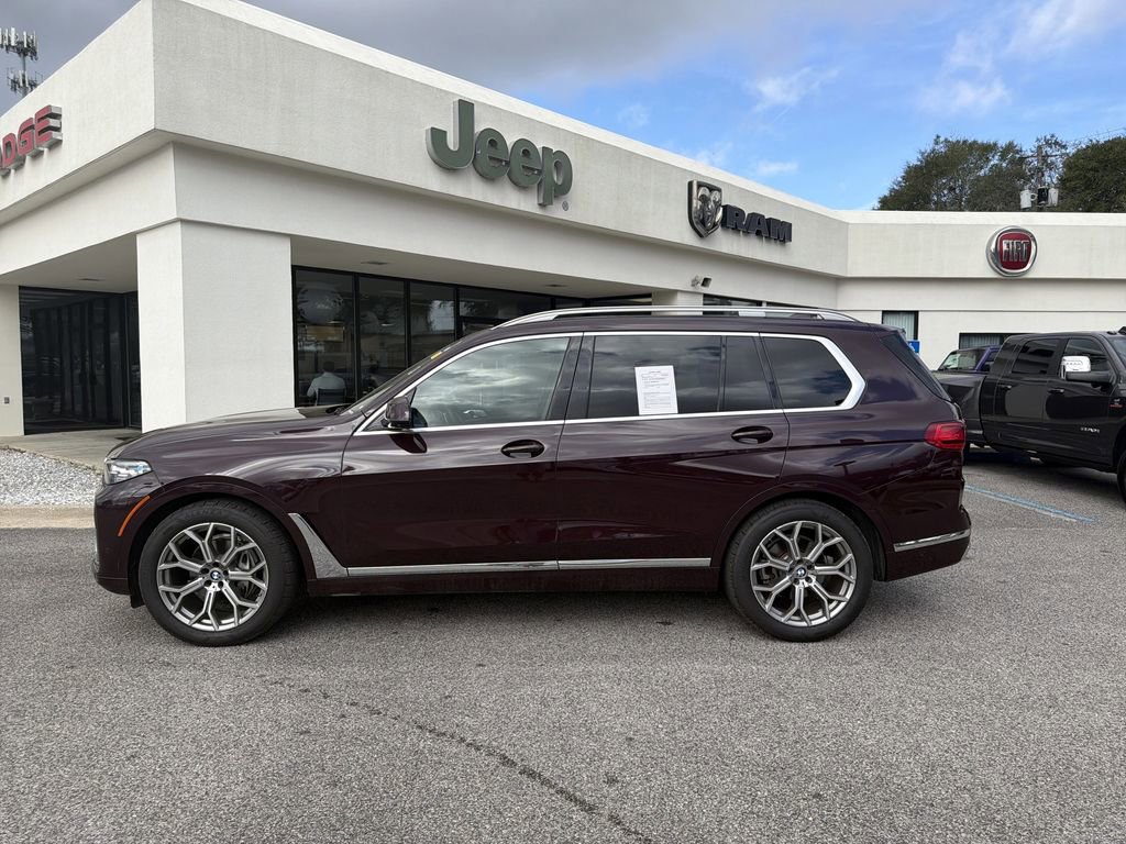 Used 2022 BMW X7 xDrive40i w/ Executive Package image 8