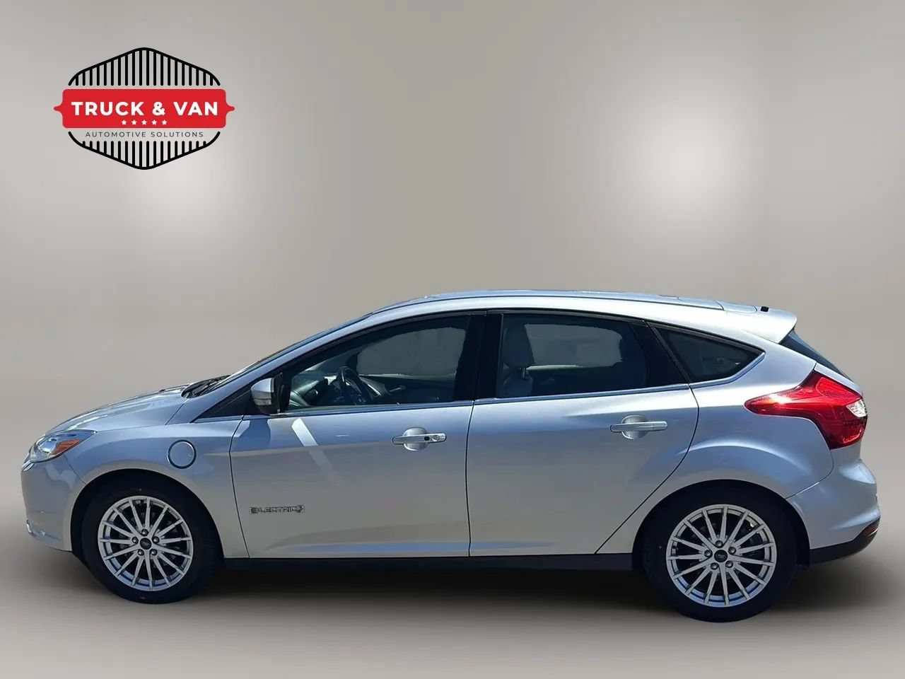 Used 2013 Ford Focus Electric Hatchback FWD image 6
