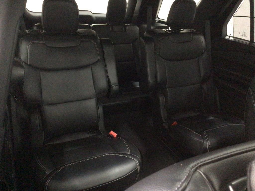 Used 2024 Ford Explorer ST w/ Technology Package image 33