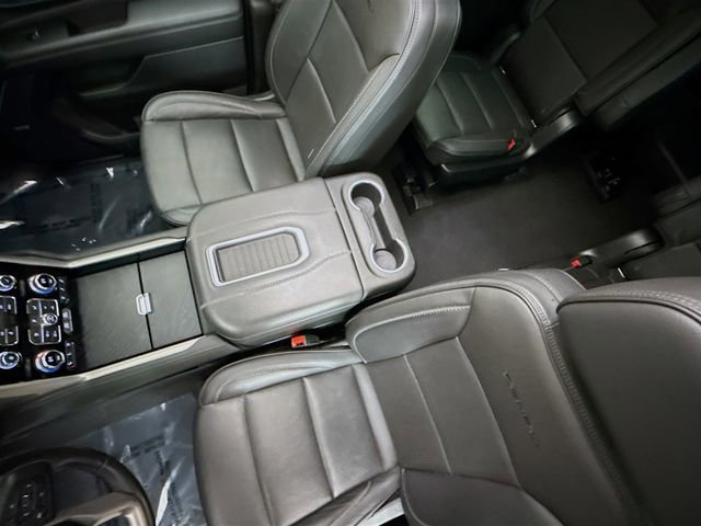 Used 2022 GMC Yukon XL Denali image 25