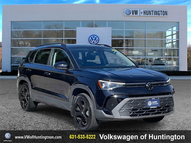 Certified 2025 Volkswagen Taos SE w/ Taos Adventure Package (SXB) image 1