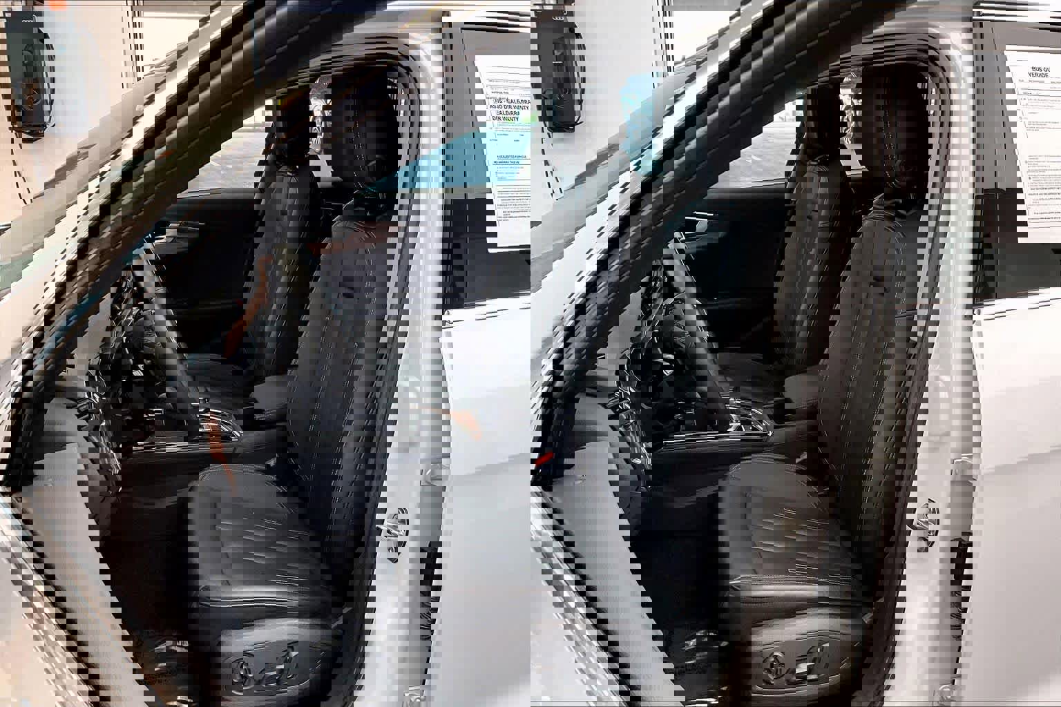 Used 2023 Audi A4 2.0T Premium w/ Convenience Package image 8