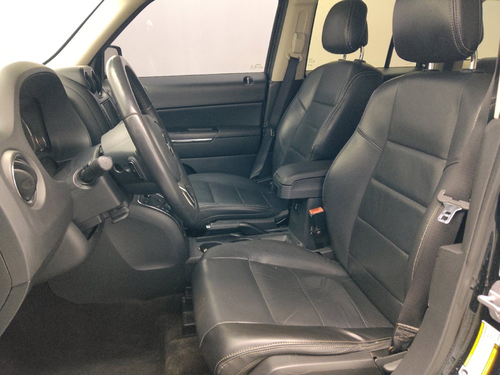 Used 2014 Jeep Patriot Limited AWD/4WD image 17