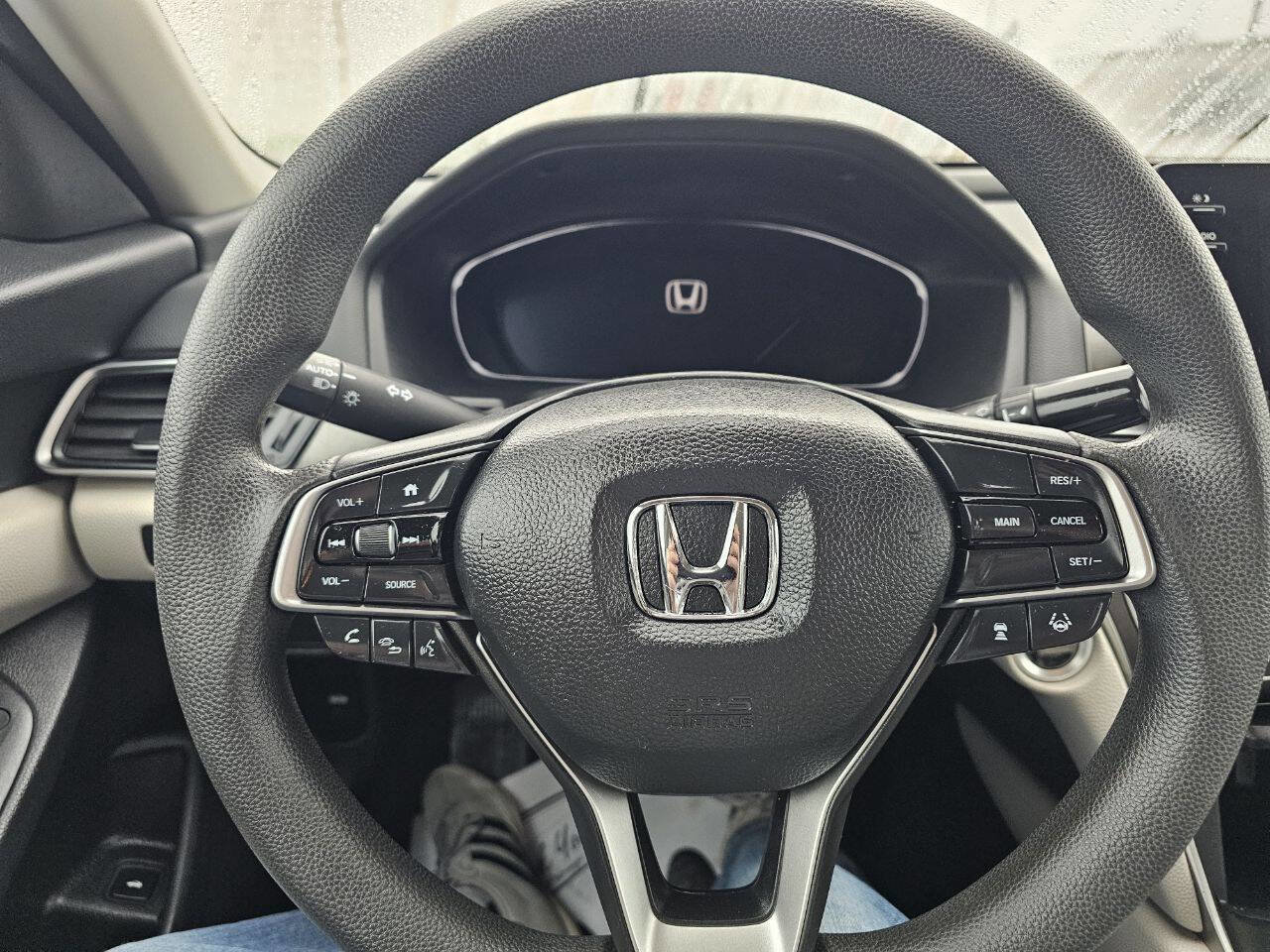 Used 2018 Honda Accord LX image 15