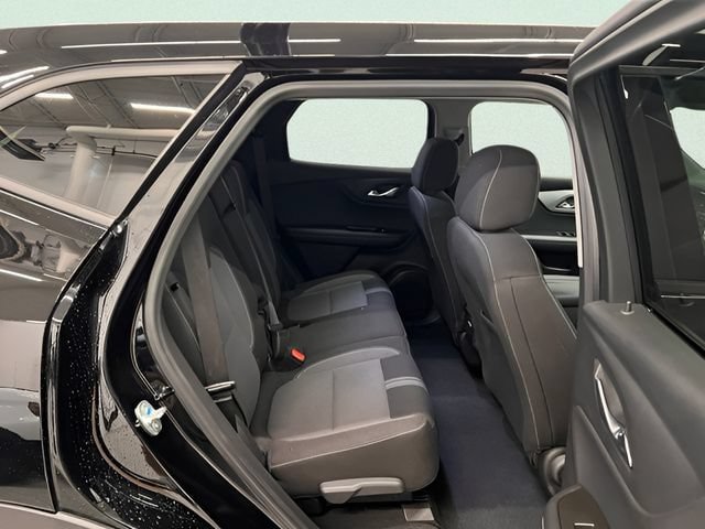 Certified 2025 Chevrolet Blazer LT FWD image 8
