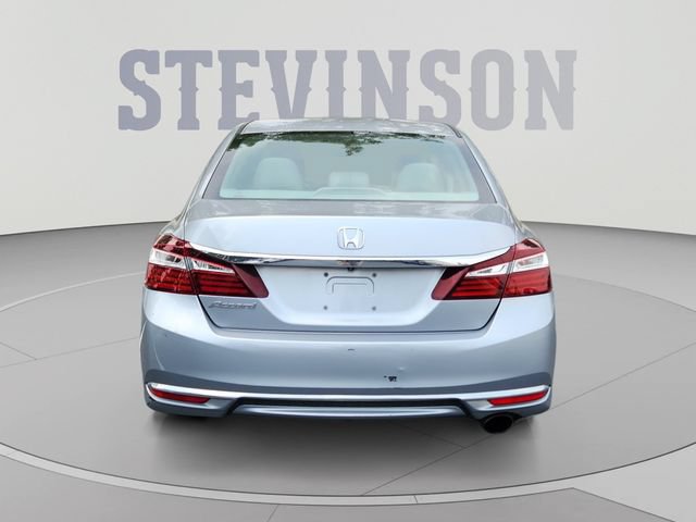 Used 2017 Honda Accord LX image 4