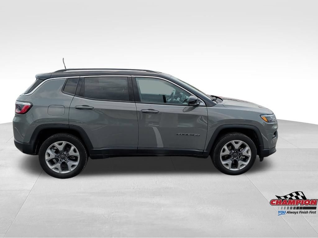 Used 2022 Jeep Compass Limited AWD/4WD image 6