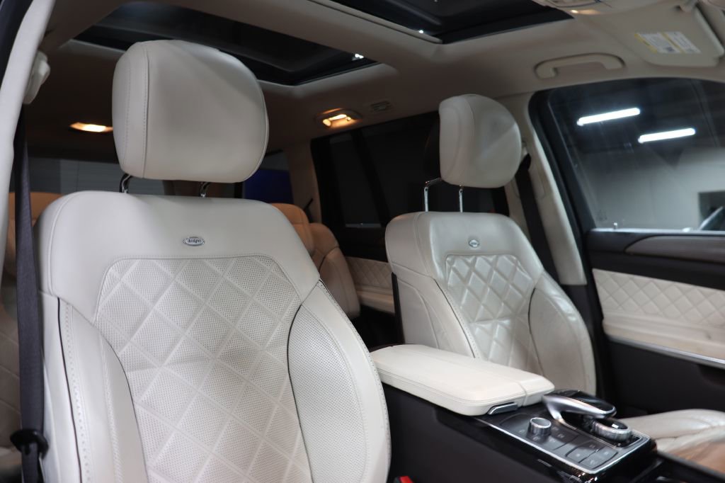 Used 2019 Mercedes-Benz GLS 550 4MATIC w/ Grand Edition Package image 25