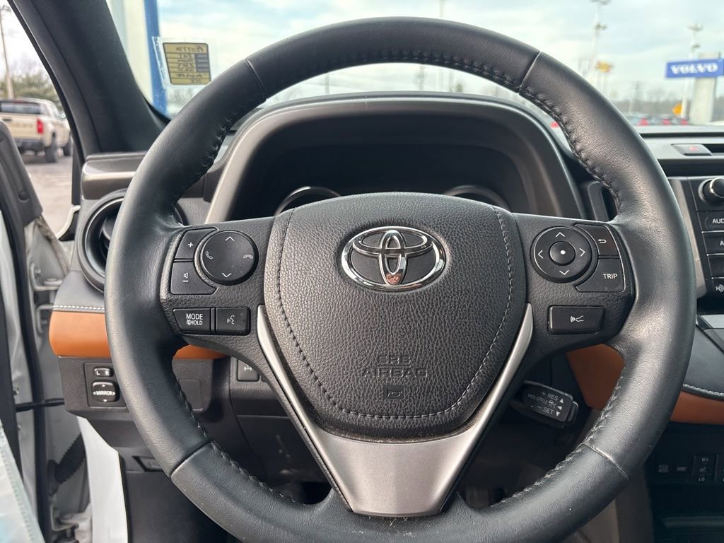 Used 2017 Toyota RAV4 SE w/ Power Special Value Package image 19