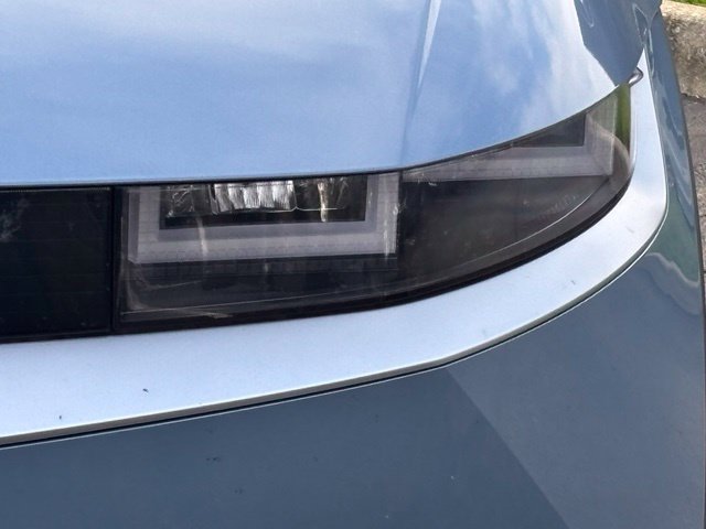 Used 2024 Hyundai Ioniq 5 SE AWD/4WD image 4
