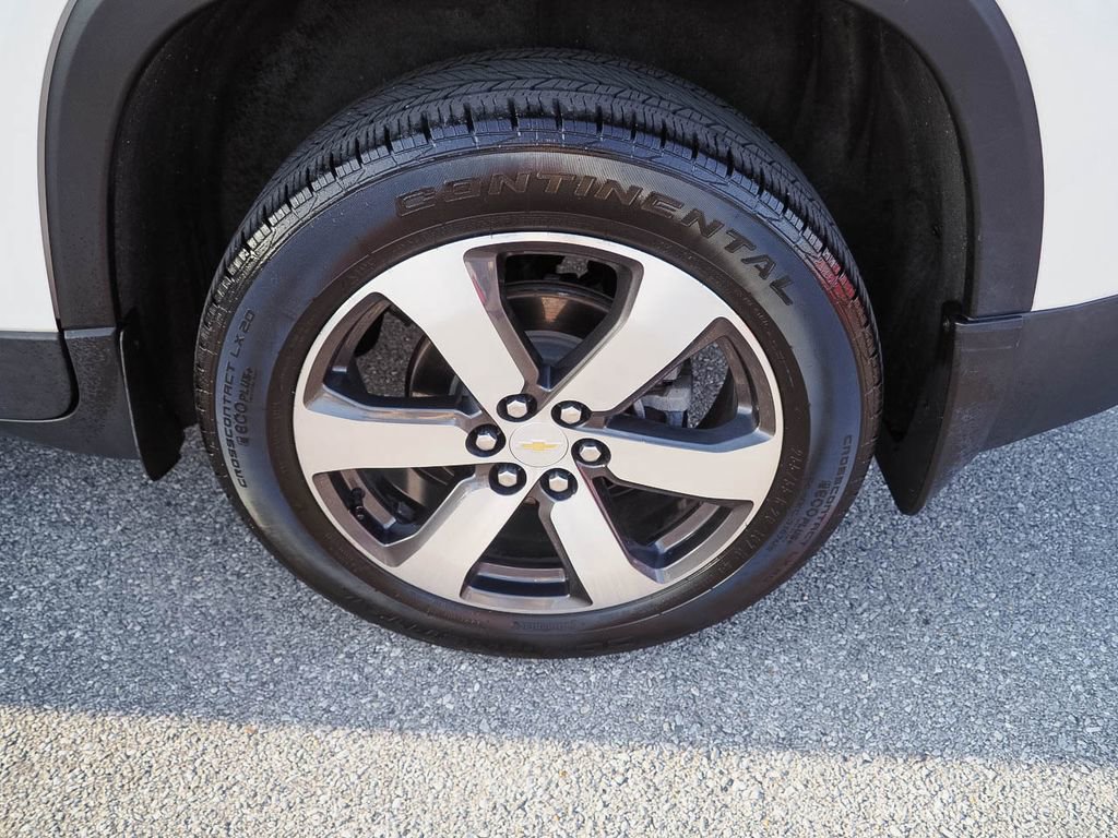 Used 2019 Chevrolet Traverse LT w/ LT Premium Package AWD/4WD image 40