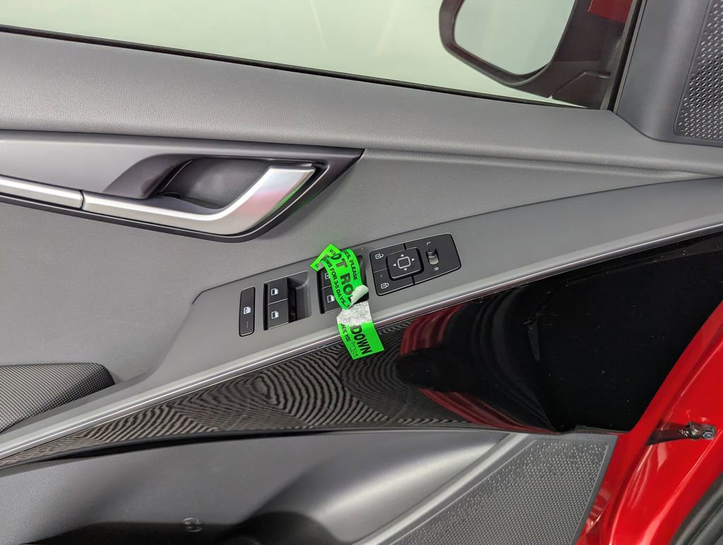 New 2025 Kia Niro EX w/ EX Cold Weather Package image 18