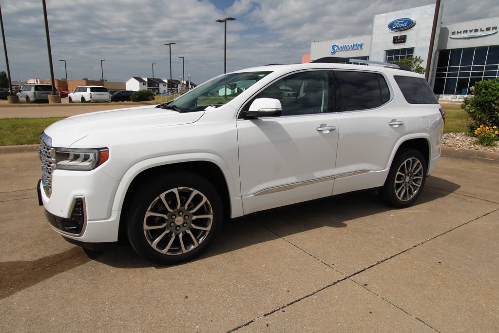 Used 2023 GMC Acadia Denali w/ Denali Ultimate Package AWD/4WD image 20