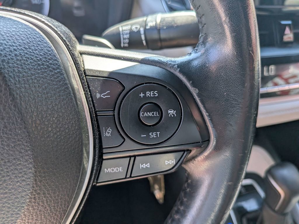 Used 2020 Toyota Corolla SE image 17