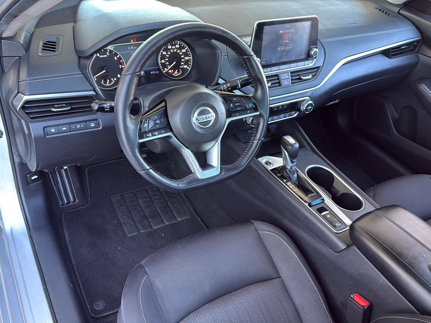 Used 2019 Nissan Altima 2.5 SV image 16