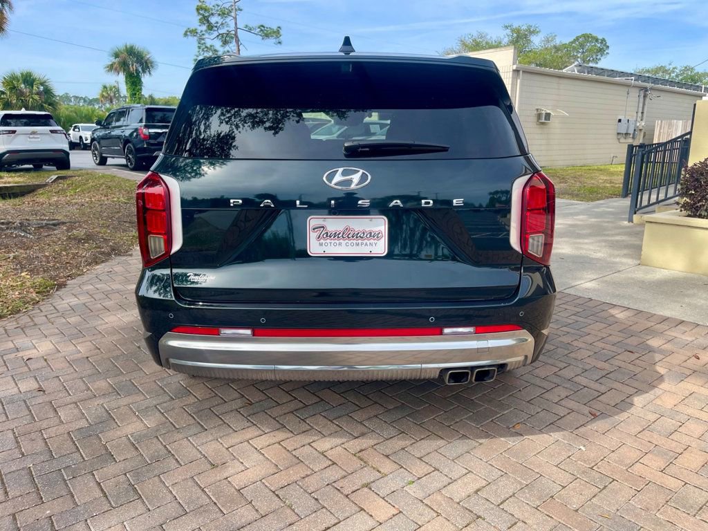 Used 2025 Hyundai Palisade Calligraphy FWD image 4