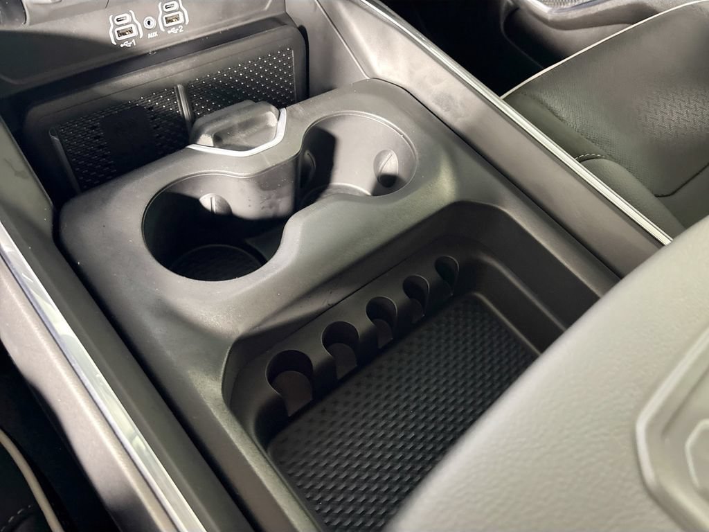 New 2026 RAM 1500 Laramie AWD/4WD image 15