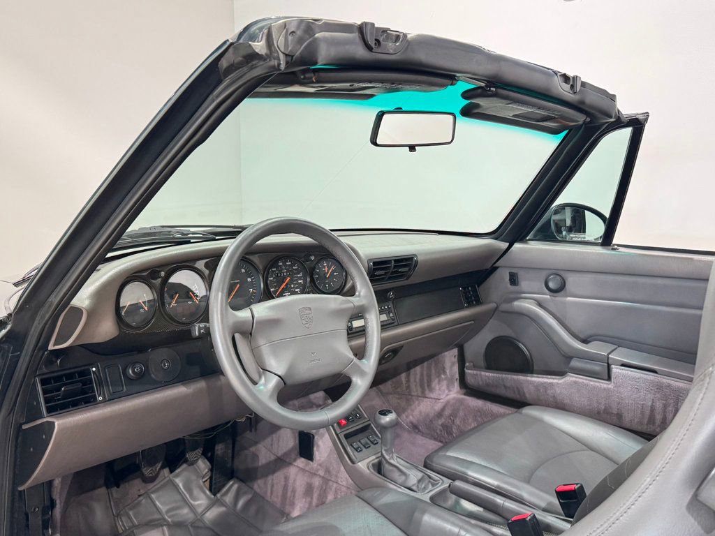 Used 1996 Porsche 911 Cabriolet image 33
