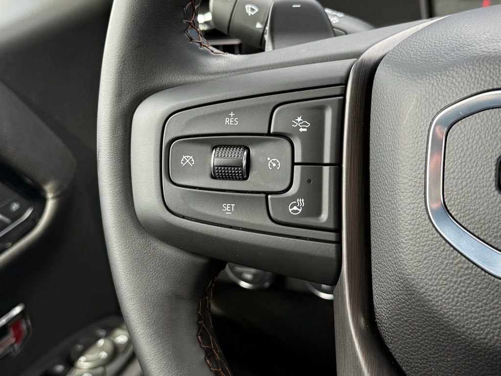 Used 2025 GMC Sierra 1500 AT4 w/ AT4 Premium Package image 21