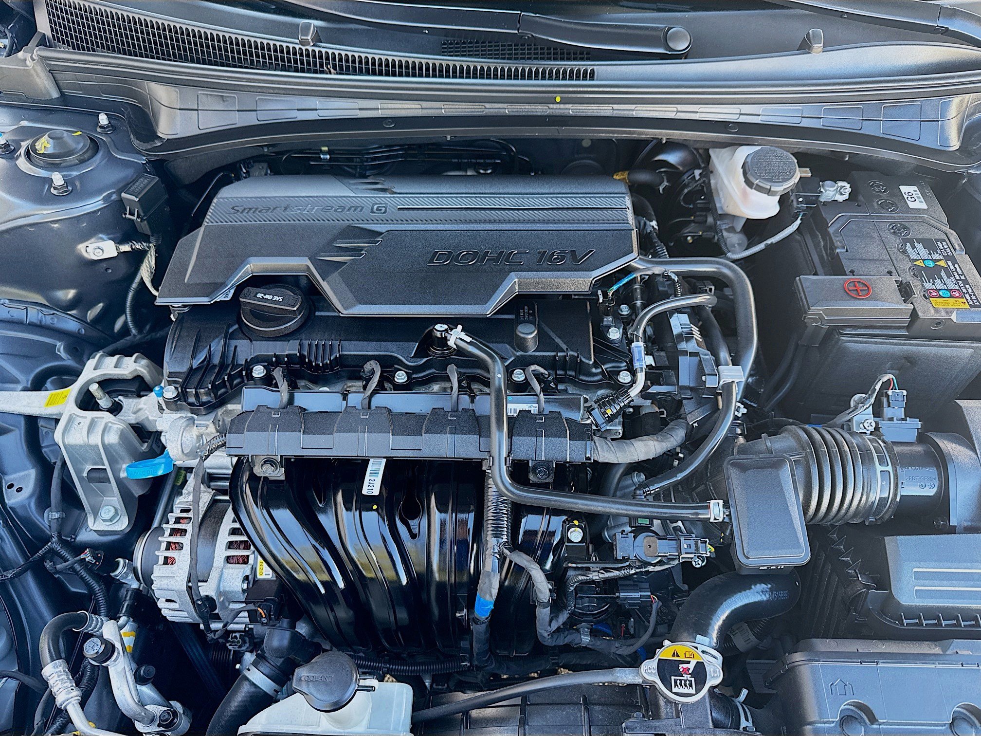 Used 2025 Hyundai Elantra Sport image 32