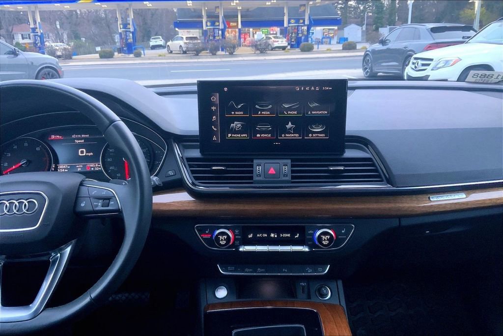 Certified 2023 Audi Q5 2.0T Premium w/ Convenience Package image 7