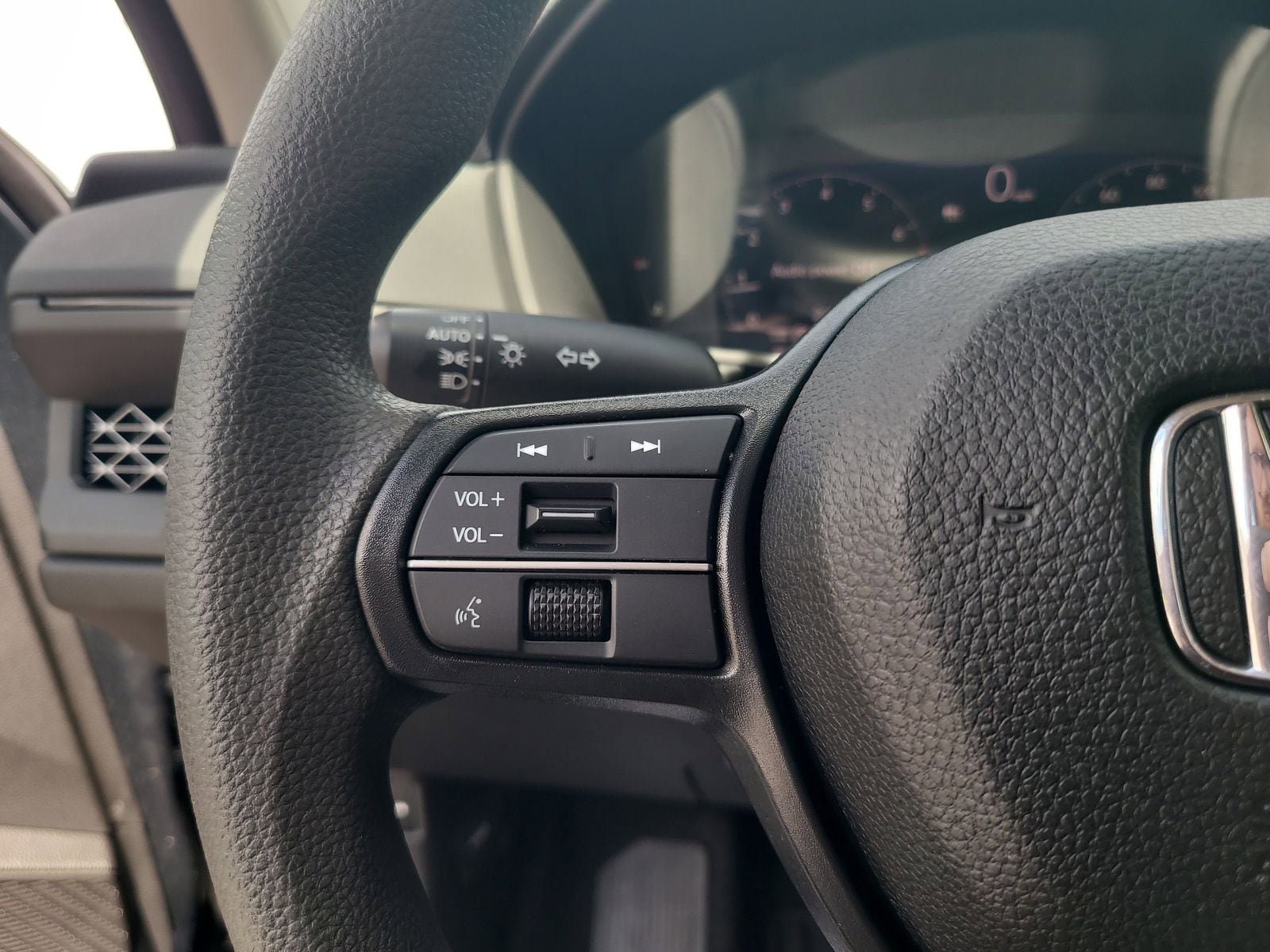 Certified 2023 Honda Accord LX image 13
