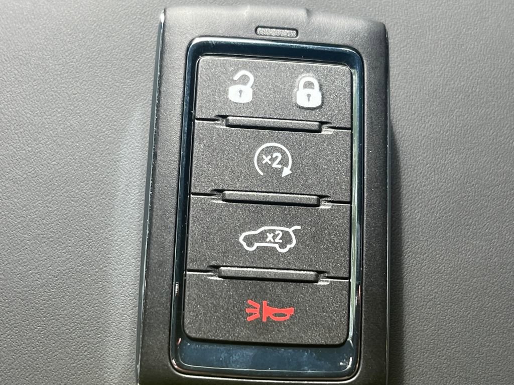 New 2025 Jeep Grand Cherokee L Overland w/ Luxury Tech Group IV image 14