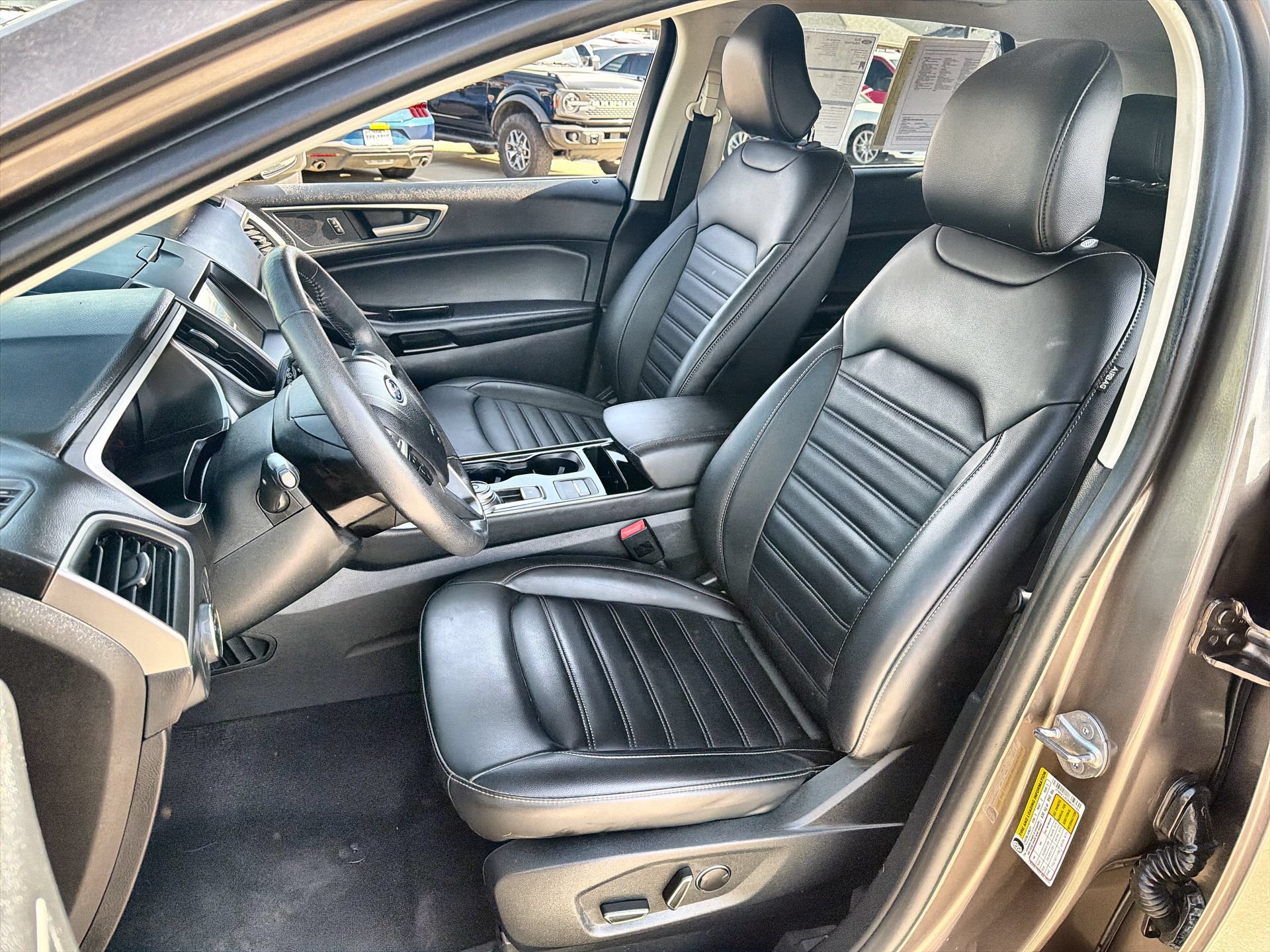 Certified 2019 Ford Edge SEL w/ Equipment Group 201A FWD image 11