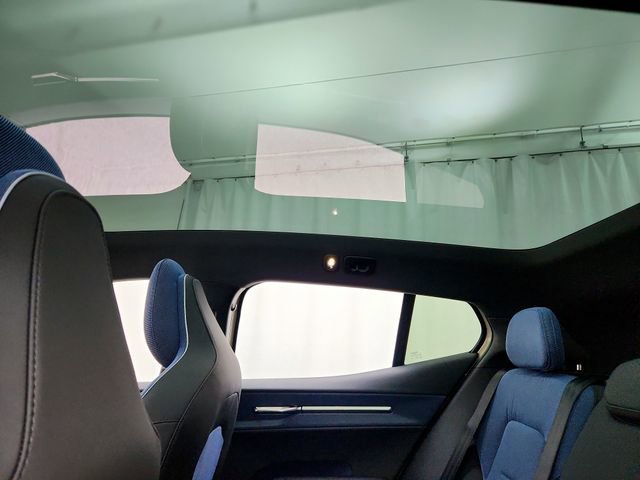 New 2026 Volvo EX30 Cross Country Ultra image 30