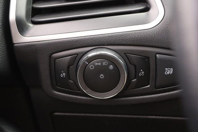 Used 2024 Ford Edge SEL image 18