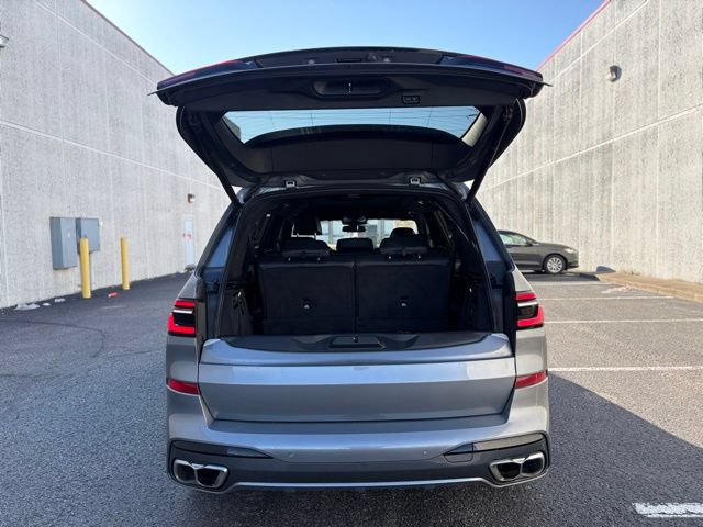 Used 2024 BMW X7 M60i w/ Executive Package AWD/4WD image 35