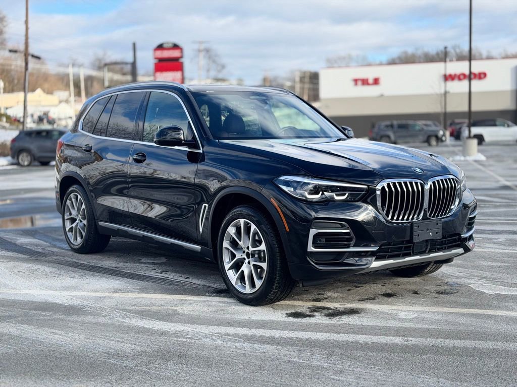Certified 2023 BMW X5 xDrive40i image 9