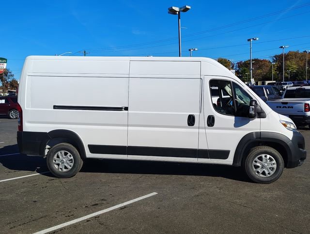 New 2026 RAM ProMaster 2500 w/ Quick Order Package 22G SLT FWD image 2