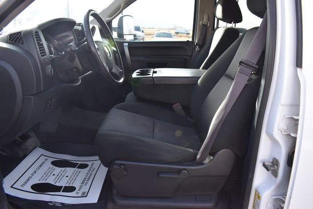 Used 2013 Chevrolet Silverado 2500 LT image 16